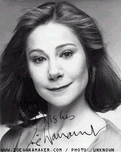 gallery_zoe_bw02.jpg