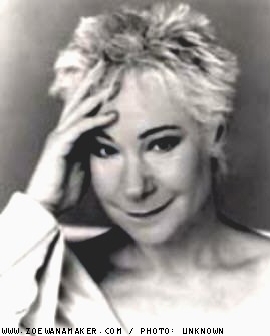 gallery_zoe_bw19.jpg