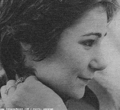 gallery_zoe_bw27.jpg gallery_zoe_bw27.jpg