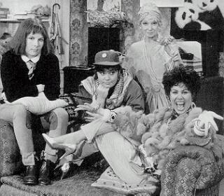 1985GirlsonTop.jpg 1985GirlsonTop.jpg