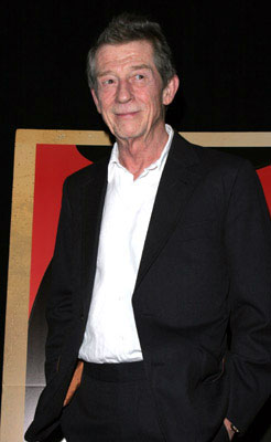 hurt_appearances_vforvendetta_nycpremiere_002.jpg