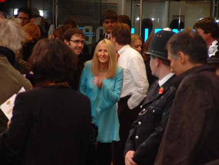 londoncos-jkr18.jpg