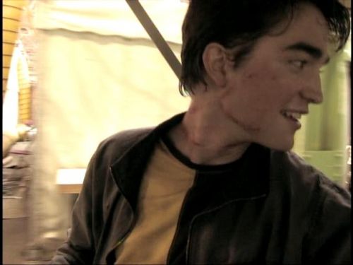 Click to view full size image
==============
POTTER_GOBLET_OF_FIRE_BONUS-127.jpg POTTER_GOBLET_OF_FIRE_BONUS-127.jpg