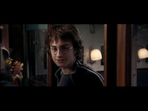 Click to view full size image
==============
POTTER_GOBLET_OF_FIRE_BONUS-26_~0.jpg POTTER_GOBLET_OF_FIRE_BONUS-26_~0.jpg