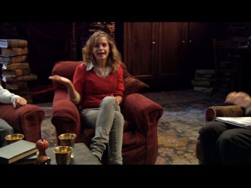 Click to view full size image
==============
POTTER_GOBLET_OF_FIRE_BONUS-_68.jpg POTTER_GOBLET_OF_FIRE_BONUS-_68.jpg