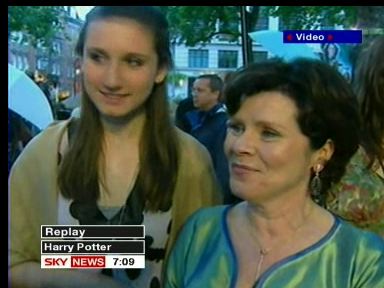 potterish_imelda_premiereodf__0__~1.jpg potterish_imelda_premiereodf__0__~1.jpg