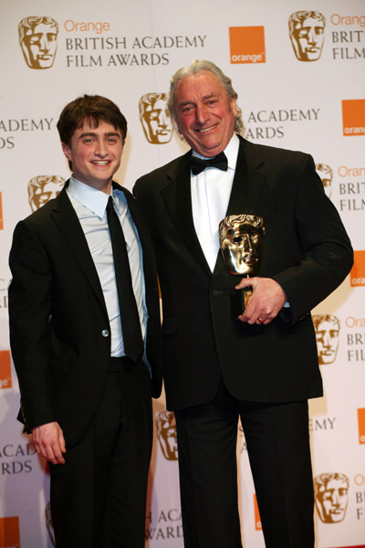 movies_awards_bafta2008_radcliffe_012.jpg