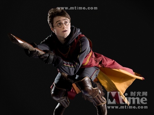 Promoshoots_EDP_MediumQuality_(15).jpg Promoshoots_EDP_MediumQuality_(15).jpg