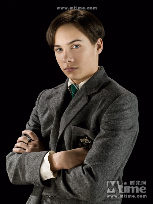 Promoshoots_EDP_MediumQuality_(22).jpg Promoshoots_EDP_MediumQuality_(22).jpg