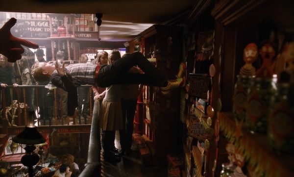 Click to view full size image
==============
i34612_harrypottercelebutopia25.jpg i34612_harrypottercelebutopia25.jpg