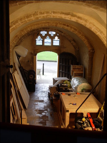 movies_hbp_gloucestercathedral_prep_002.jpg