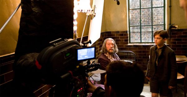 Click to view full size image
==============
bastidores2.jpg bastidores2.jpg