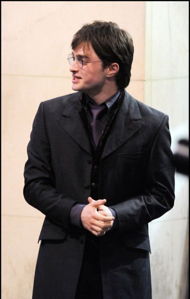 filmming8-deathlyhallows-london_(39).jpg
