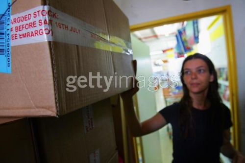 048israelibookstore.jpg