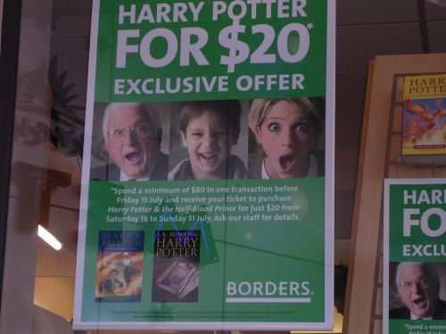 x006bordersdisplay.jpg