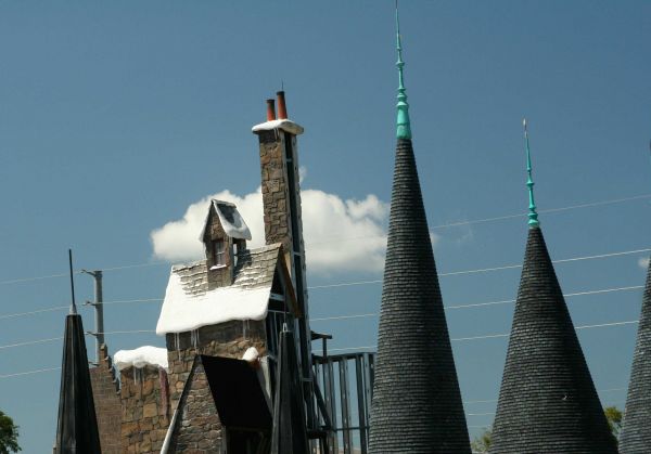 Click to view full size image
==============
themepark_construction_008.jpg themepark_construction_008.jpg