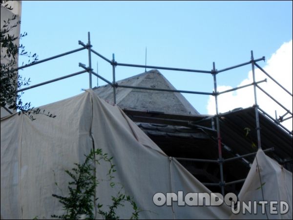 Click to view full size image
==============
fans_harrypotterthemepark_construction_141.jpg fans_harrypotterthemepark_construction_141.jpg