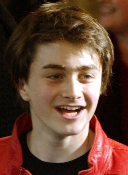 Click to view full size image
==============
daniel-radcliffe-chegando-atokyo2002_(1).jpg daniel-radcliffe-chegando-atokyo2002_(1).jpg