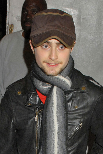 daniel_radcliffe_equus_9-10_13.jpg daniel_radcliffe_equus_9-10_13.jpg