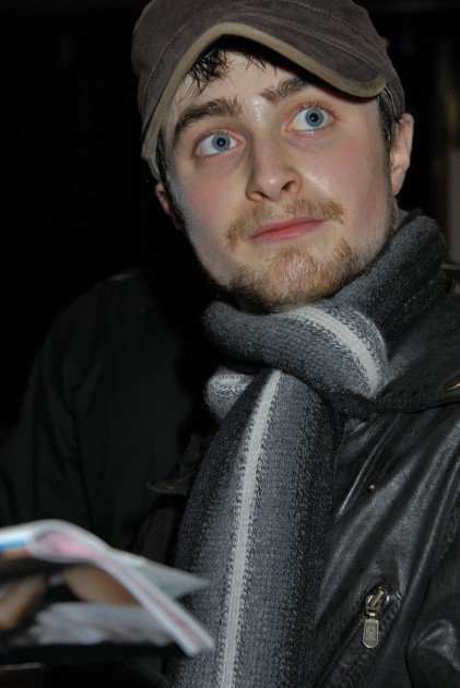 daniel_radcliffe_equus_9-10_9.jpg daniel_radcliffe_equus_9-10_9.jpg