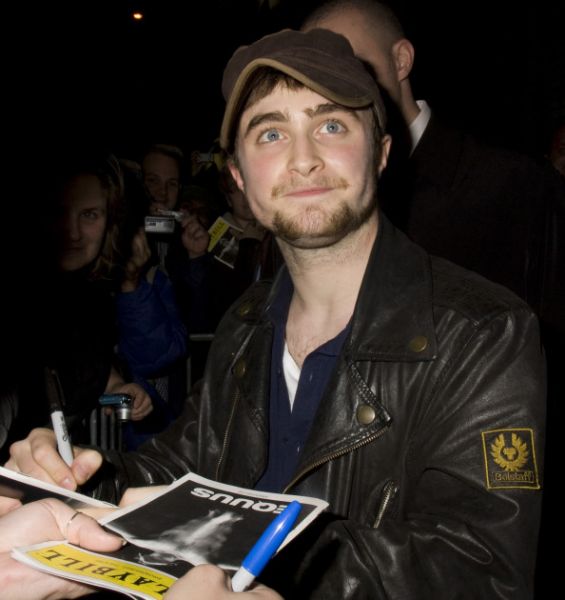 daniel_radcliffe_equus_Oct08_1.jpg