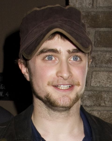 Click to view full size image
==============
daniel_radcliffe_equus_Oct08_9.jpg daniel_radcliffe_equus_Oct08_9.jpg