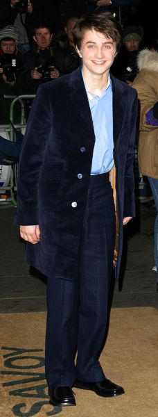Click to view full size image
==============
daniel_radcliffe_evening_standart_2003.jpg daniel_radcliffe_evening_standart_2003.jpg