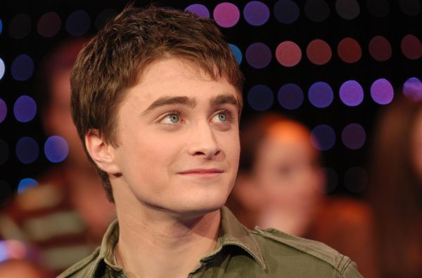 Click to view full size image
==============
danradcliffe-trl-2005_(13).jpg danradcliffe-trl-2005_(13).jpg