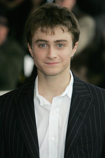 Click to view full size image
==============
daniel-radcliffe-southbankawards_(6).jpg daniel-radcliffe-southbankawards_(6).jpg