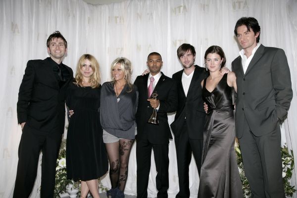 Click to view full size image
==============
Events_-_2006_-_National_Television_Awards_(NTA_s)_(30).jpg Events_-_2006_-_National_Television_Awards_(NTA_s)_(30).jpg