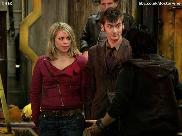 Doctor_Who_-_Season_2_-_HQ_Images_-_BBC_Wallpapers_(50).jpg