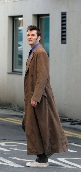 Doctor_Who_-_The_Specials_-_The_End_of_Days_(rumoured_title)_-_On_Set_-_early_April_2009_(03).jpg