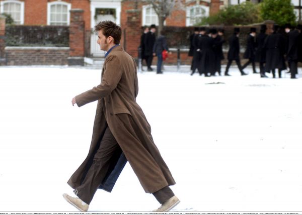 Doctor_Who_-_The_Specials_-_The_Next_Doctor_-_On_Set_(various_dates)_(10).jpg