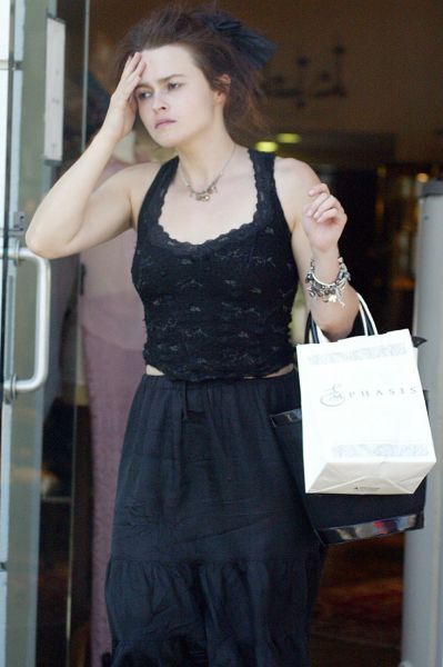 hbc-atarestaurantandthenshoppingwithafriend-01.jpg