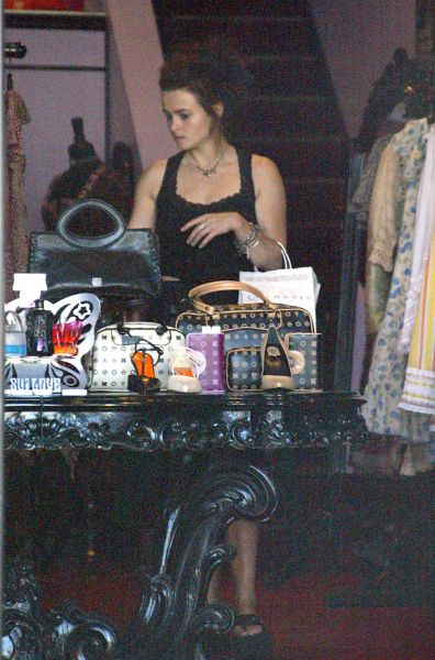 Click to view full size image
==============
hbc-atarestaurantandthenshoppingwithafriend-05.jpg hbc-atarestaurantandthenshoppingwithafriend-05.jpg