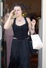 hbc-atarestaurantandthenshoppingwithafriend-02.jpg