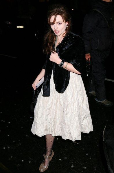 hbc-vogueprebaftaparty-candid-27.jpg