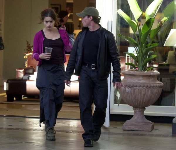 Click to view full size image
==============
candids-31october2000-03.jpg candids-31october2000-03.jpg
