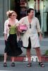 hbc-shoppingonrobertsonblvdwithafriend-01.jpg