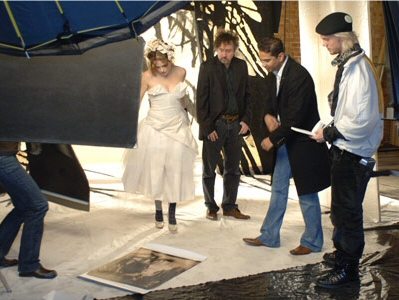 VivieneWestwoodPhotoshoot-bts-01.jpg VivieneWestwoodPhotoshoot-bts-01.jpg