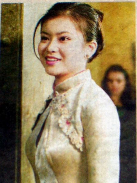 Click to view full size image
==============
newspaper_012.jpg newspaper_012.jpg