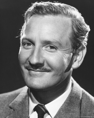 172102~Leslie-Phillips-Posters.jpg 172102~Leslie-Phillips-Posters.jpg