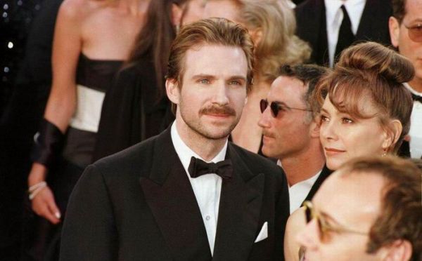Click to view full size image
==============
academy_awards12.jpg academy_awards12.jpg