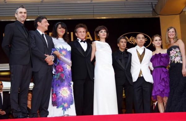 Click to view full size image
==============
cuaron_appearances_cannes2008_03.jpg cuaron_appearances_cannes2008_03.jpg