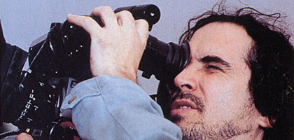cuaron_studioandposed_candid_35.jpg