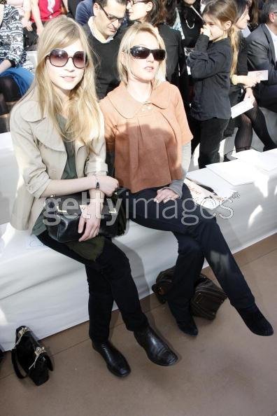 chloefall003.jpg chloefall003.jpg