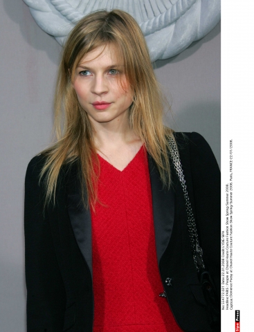chanel08013.jpg