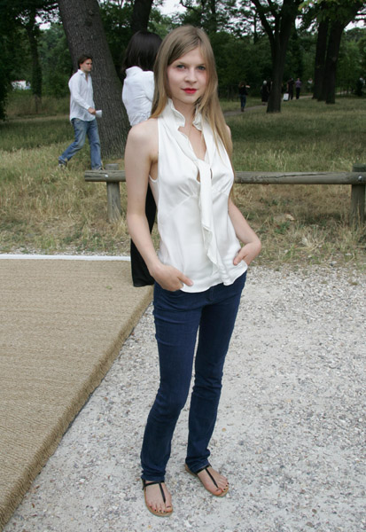 chanel009.jpg chanel009.jpg