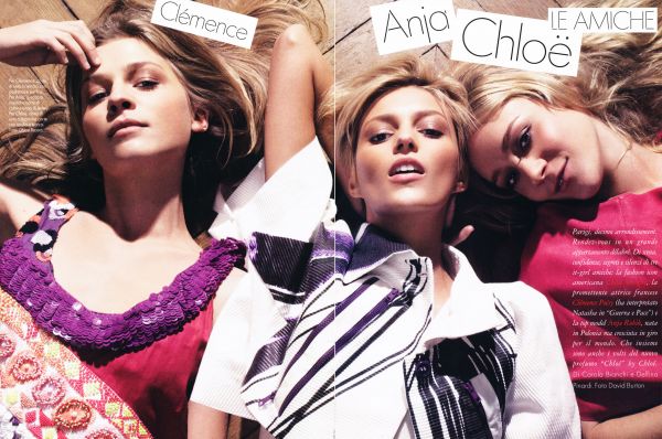Click to view full size image
==============
elleitalia001.jpg elleitalia001.jpg