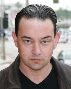 Dean_Mitchell_03.jpg Dean_Mitchell_03.jpg